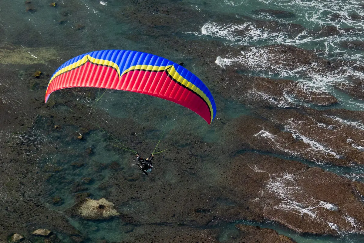 The Spyder 3 offers massive improvements in handling, launch behavior, and top speed. The first things a Spyder pilot will notice is better inflation and launch characteristics, and significantly more agile and precise handling.